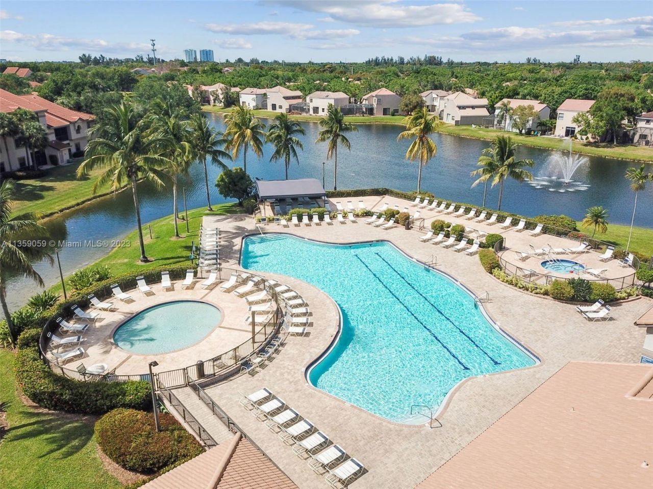 10730 NW 14th Street, Unit 167, Plantation, FL 33322 Photo