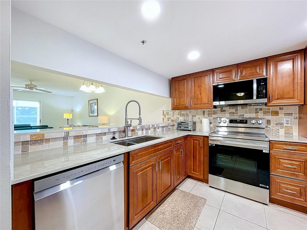 7201 29th Ave Drive, Unit 102, Bradenton, FL 34209 Photo