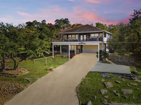 2720 Westview DR, Canyon Lake, TX 78133