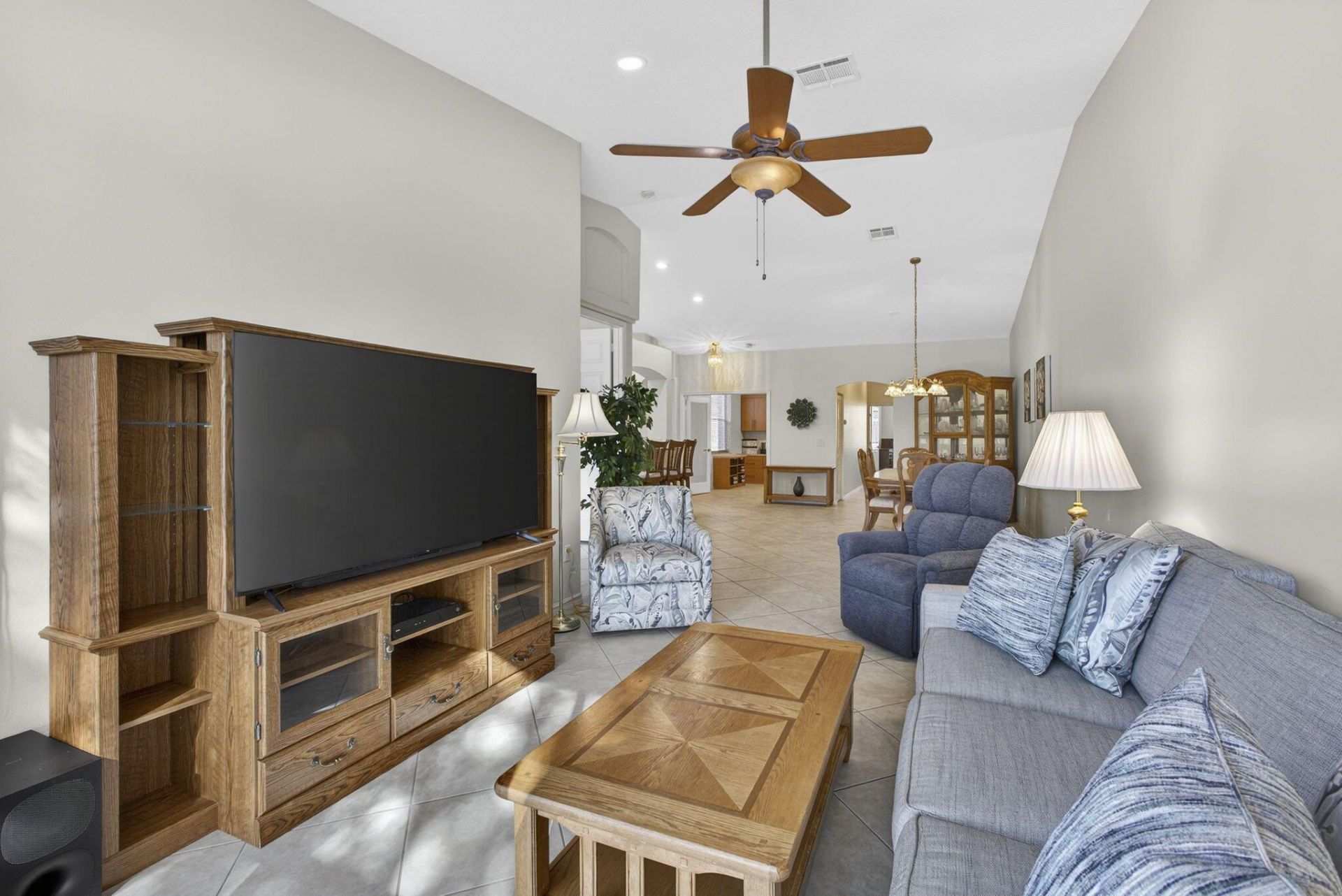 8638 Lineyard Cay, West Palm Beach, FL 33411 Photo