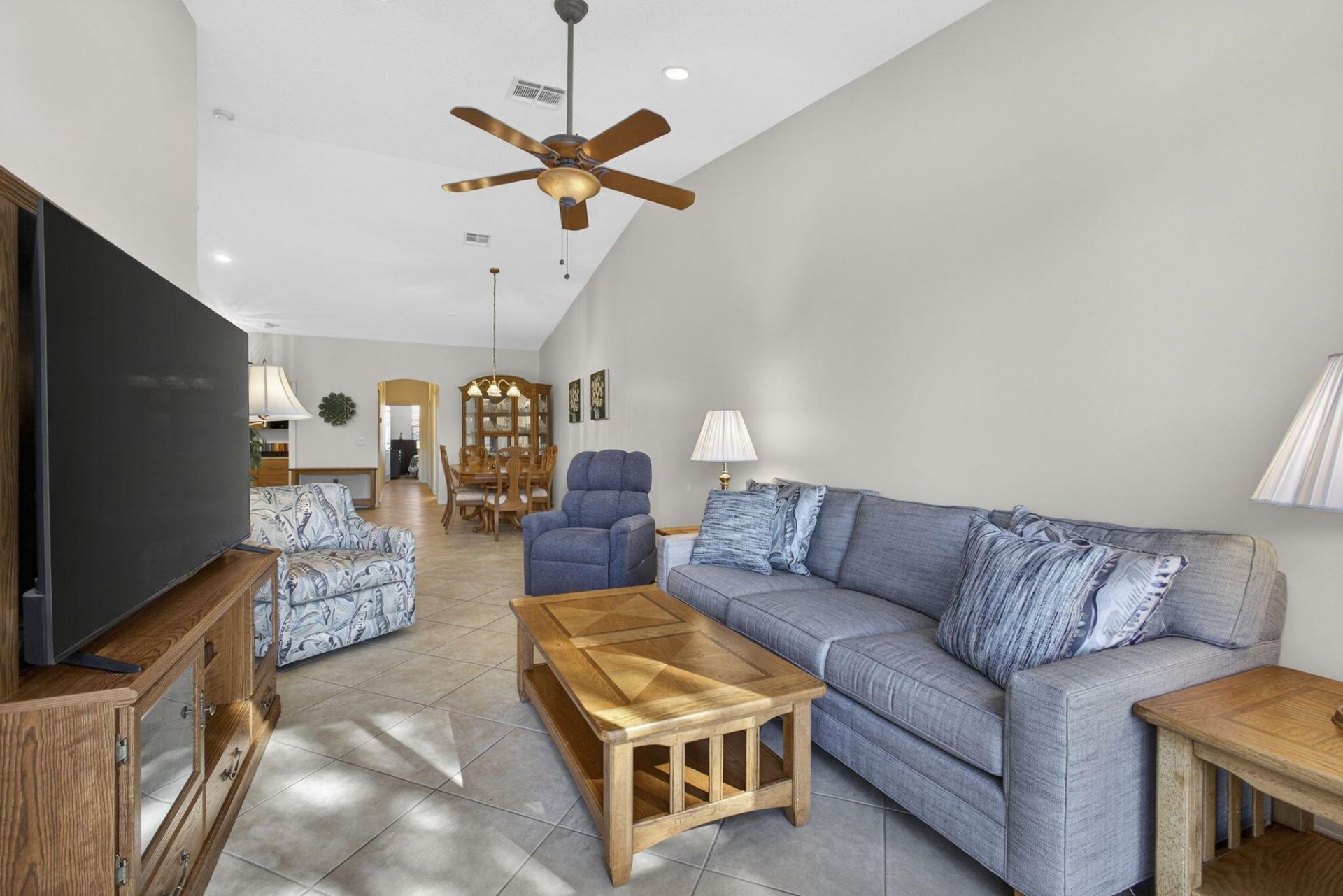 8638 Lineyard Cay, West Palm Beach, FL 33411 Photo