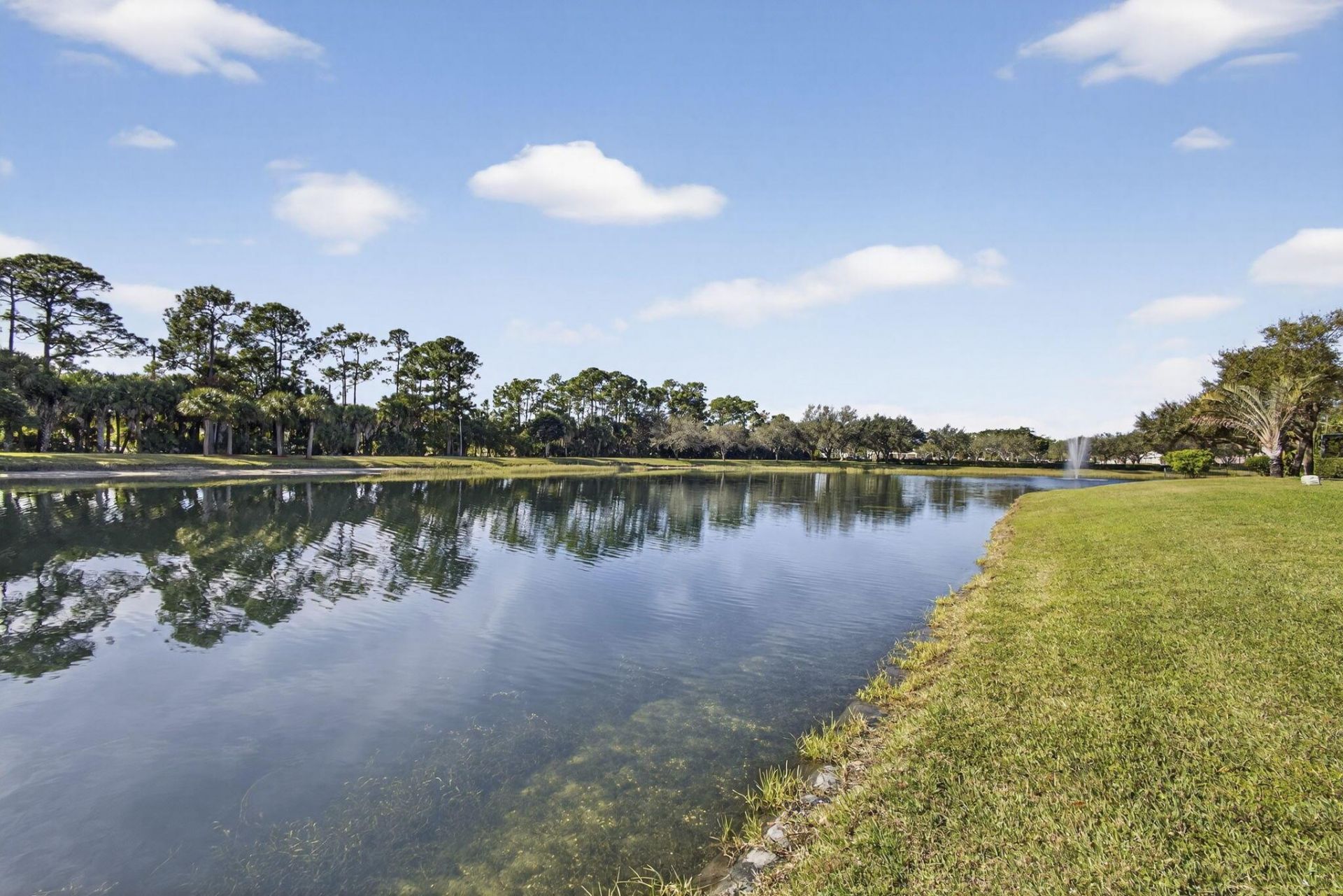 8638 Lineyard Cay, West Palm Beach, FL 33411 Photo