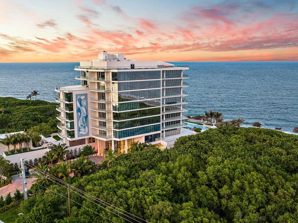 1500 S Beach Road, Unit 302, Tequesta, FL 33469