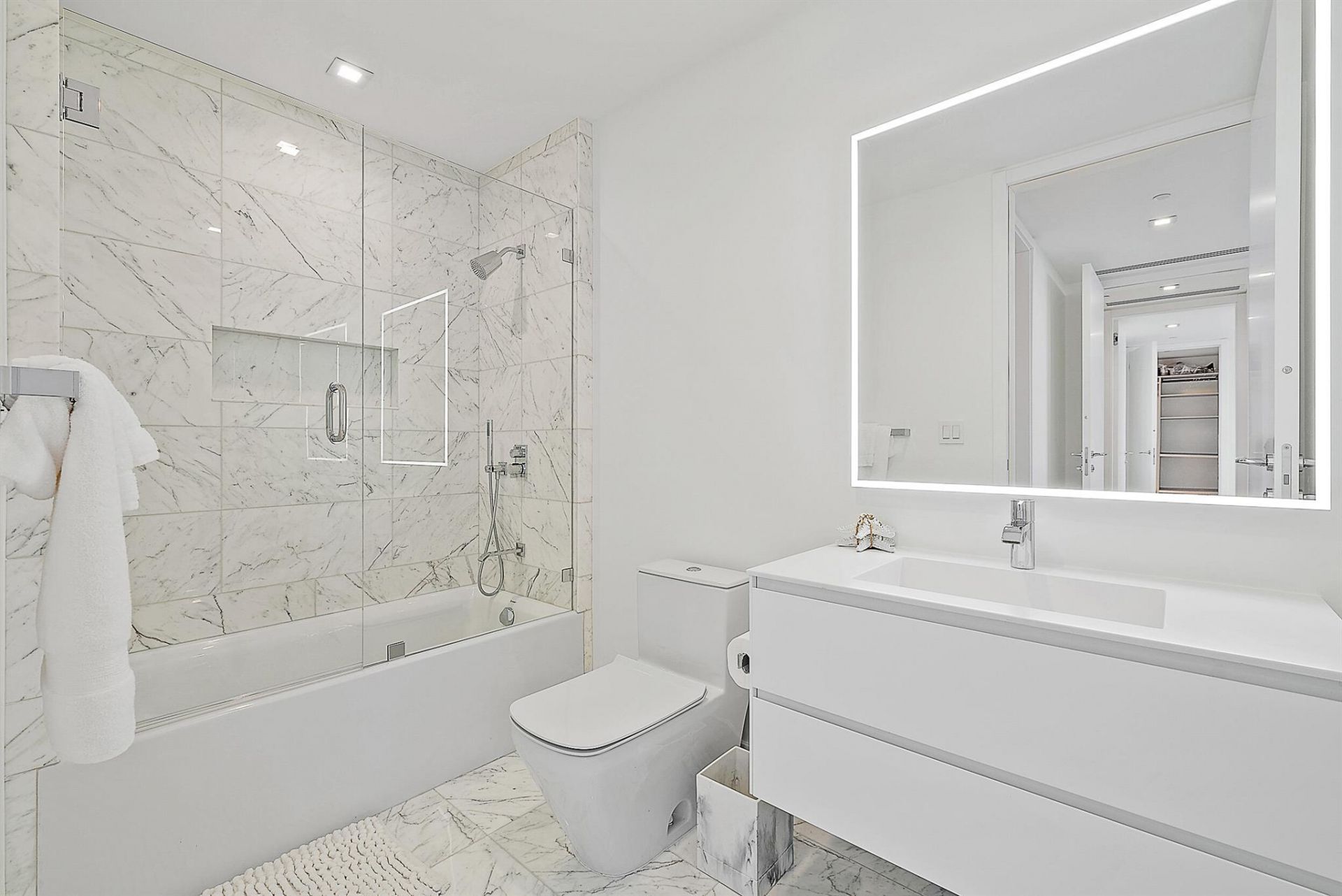 1500 S Beach Road, Unit 302, Tequesta, FL 33469 Photo