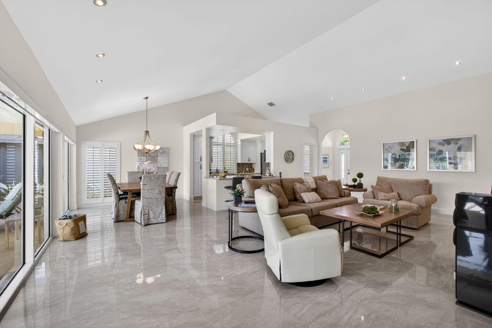 2294 Saratoga Bay Drive, West Palm Beach, FL 33409 Photo