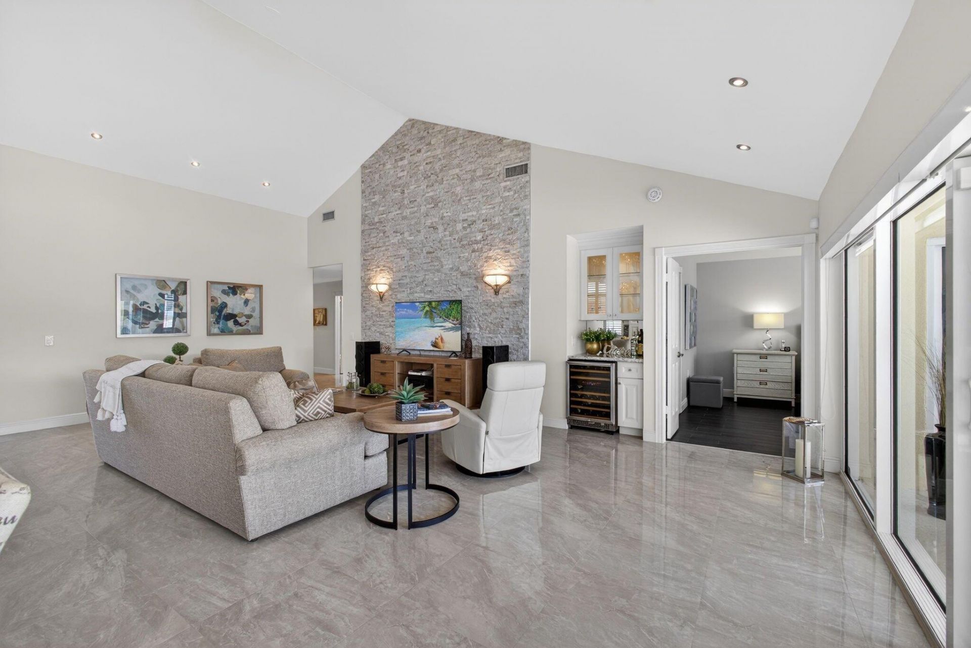 2294 Saratoga Bay Drive, West Palm Beach, FL 33409 Photo