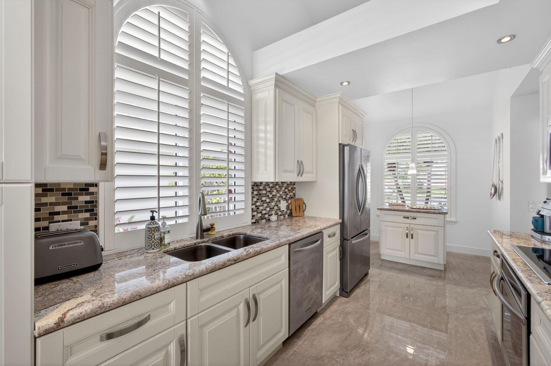 2294 Saratoga Bay Drive, West Palm Beach, FL 33409 Photo