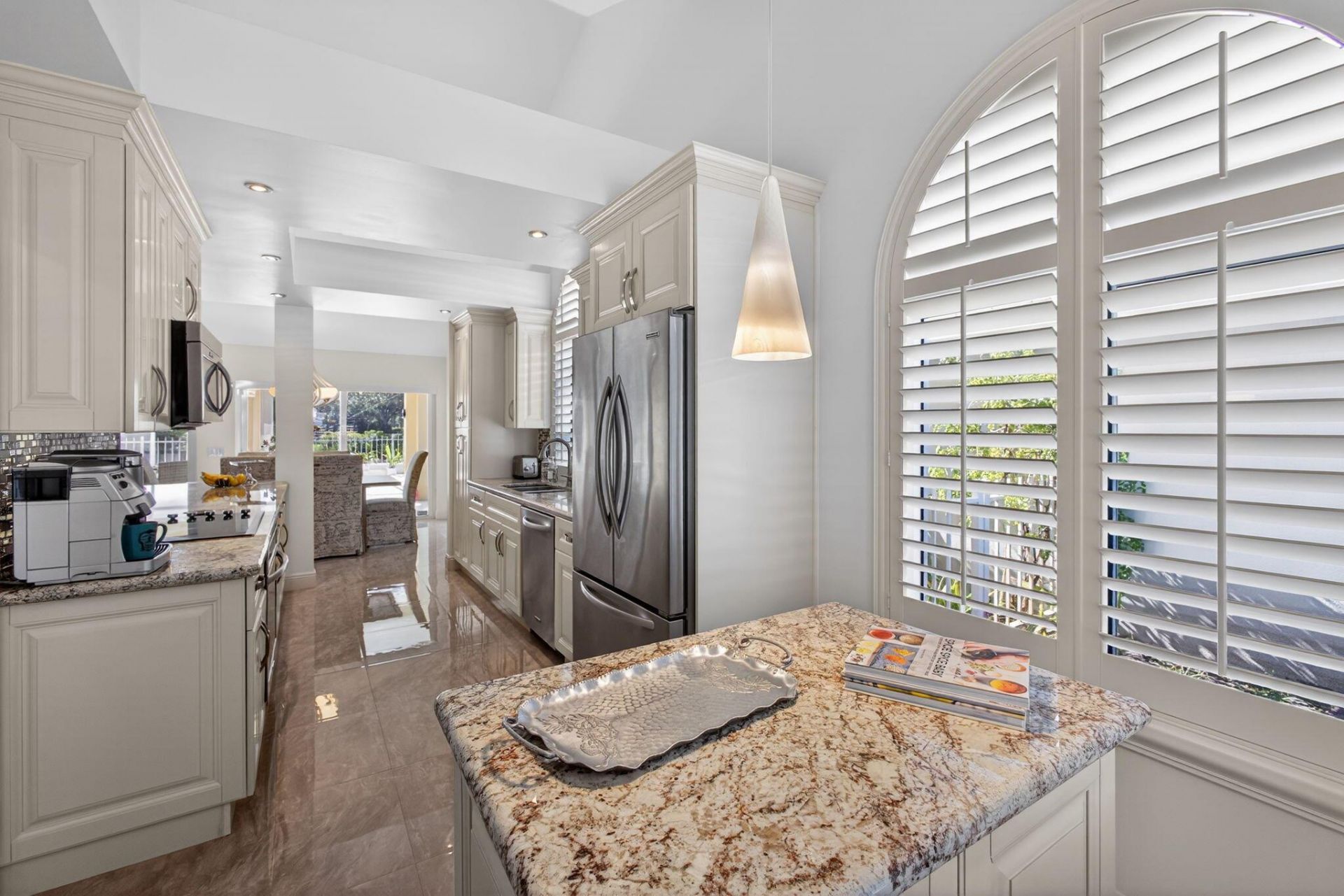 2294 Saratoga Bay Drive, West Palm Beach, FL 33409 Photo