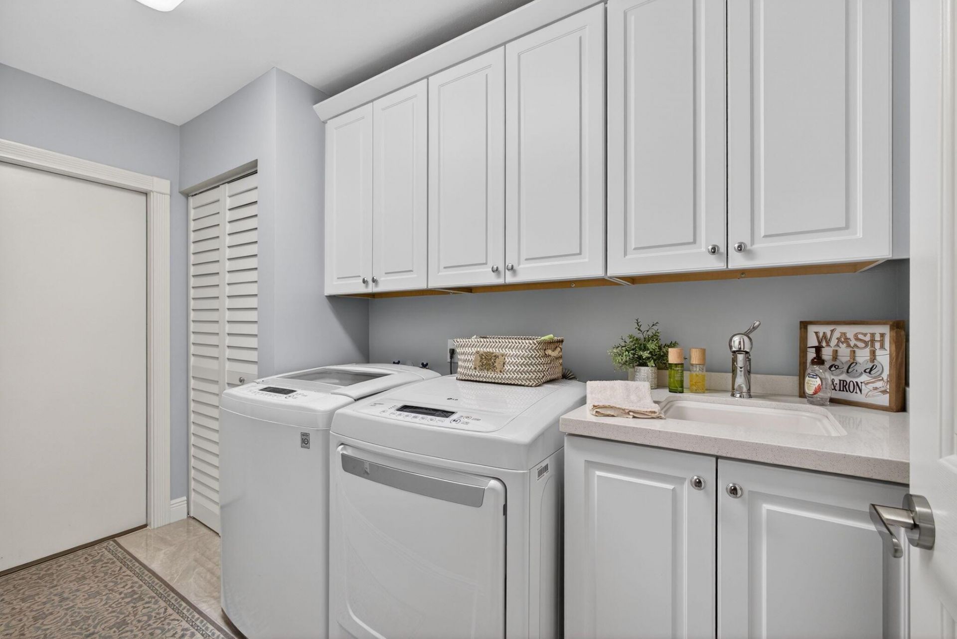 2294 Saratoga Bay Drive, West Palm Beach, FL 33409 Photo