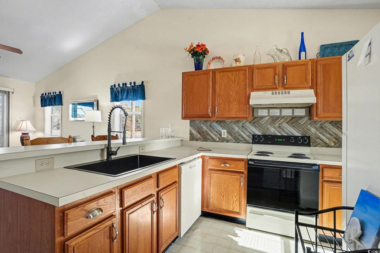 1240 White Tree Ln. Photo 12