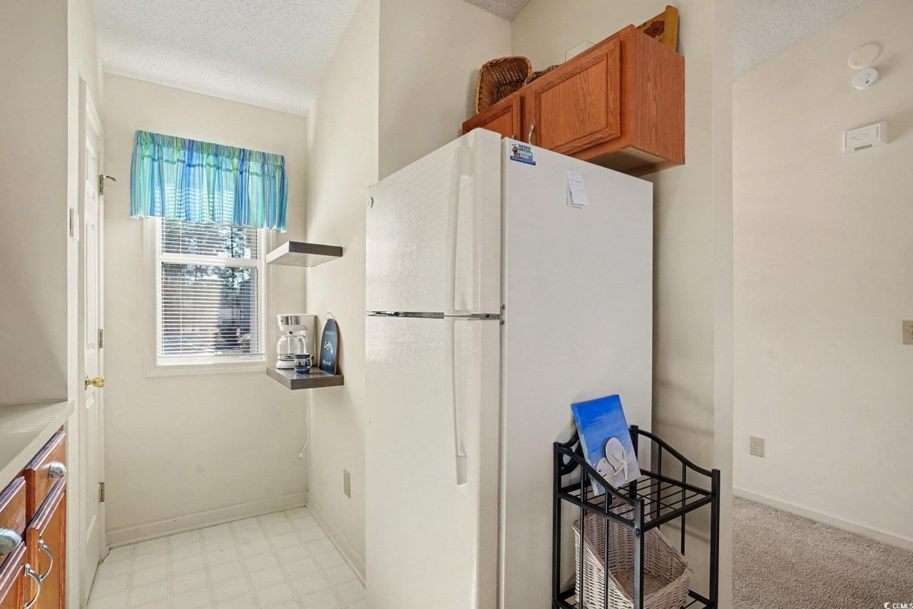 1240 White Tree Ln. Photo 16