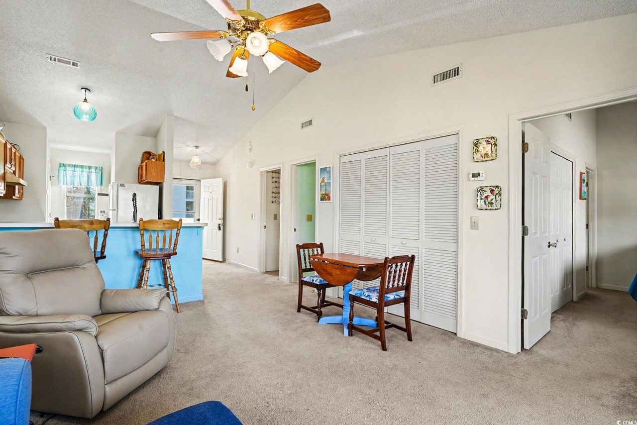 1240 White Tree Ln. Photo 7