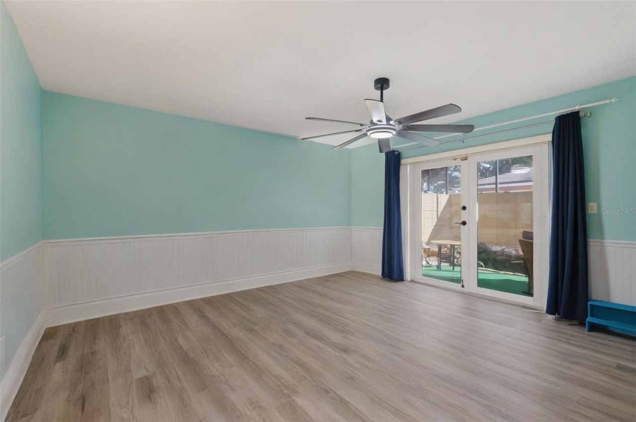 3944 49th Avenue S, Saint Petersburg, FL 33711 Photo