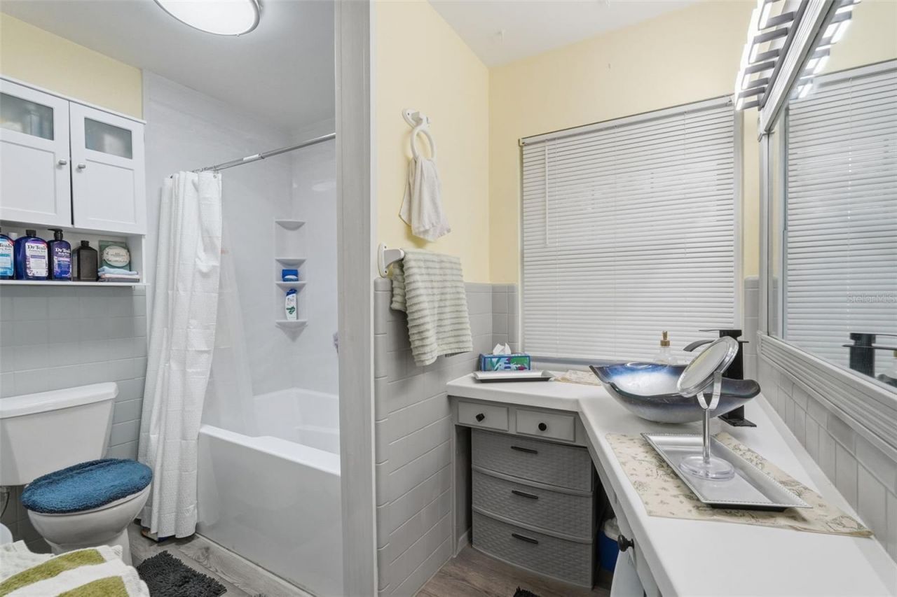 3944 49th Avenue S, Saint Petersburg, FL 33711 Photo