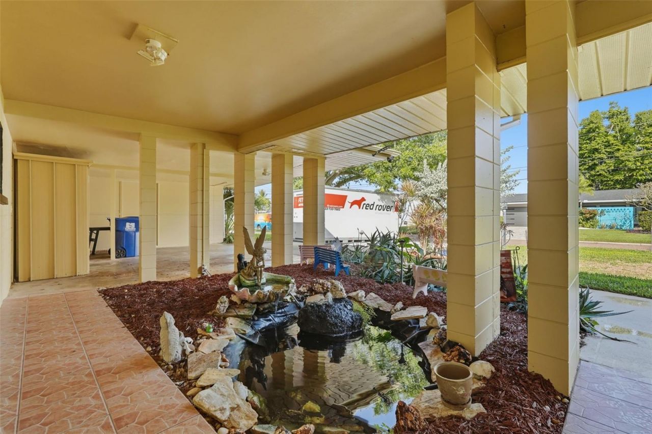 3944 49th Avenue S, Saint Petersburg, FL 33711 Photo