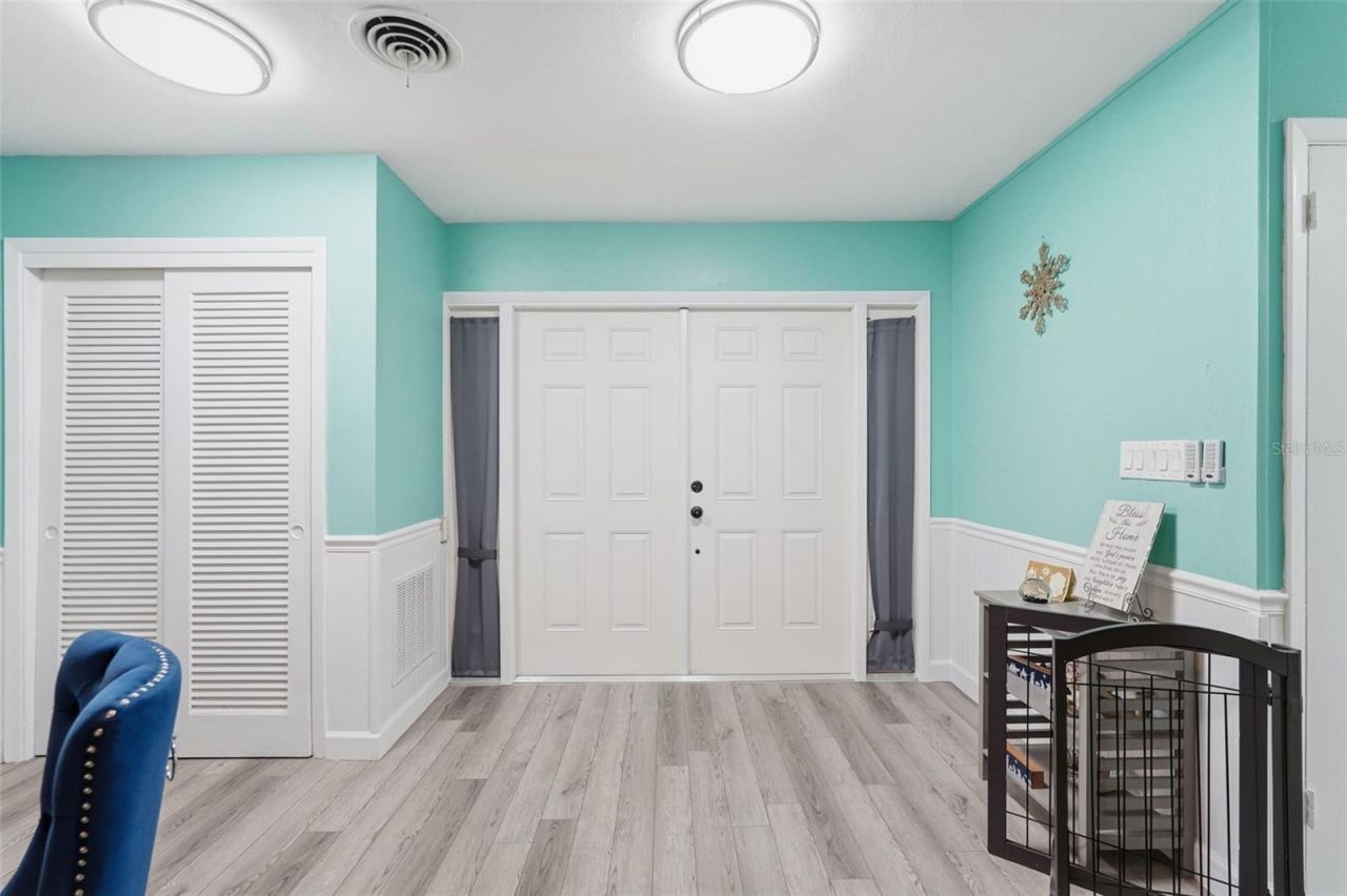 3944 49th Avenue S, Saint Petersburg, FL 33711 Photo