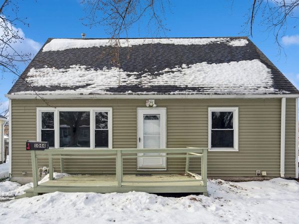 1044 Dundee, Waterloo, IA 50701