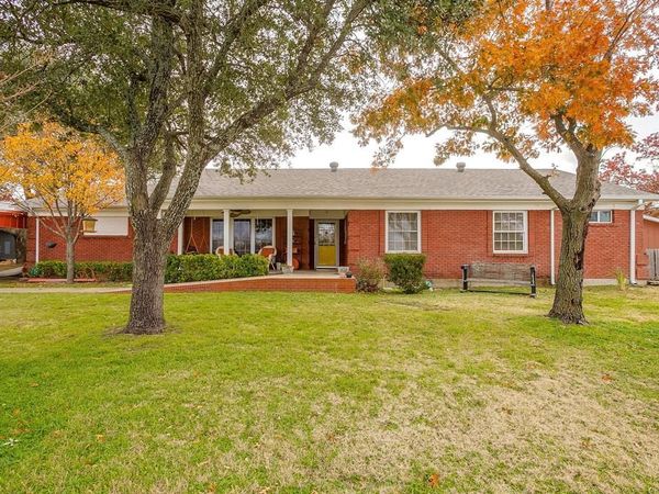205 W Ridge Road, Weatherford, TX 76086