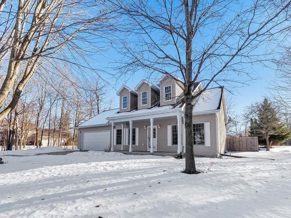 104 RIVERWOOD COURT, Mishicot, WI 54228