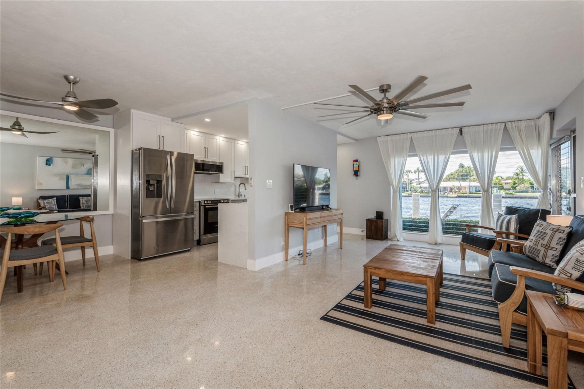 561 Bayshore Drive, Unit 6, Fort Lauderdale, FL 33304 Photo