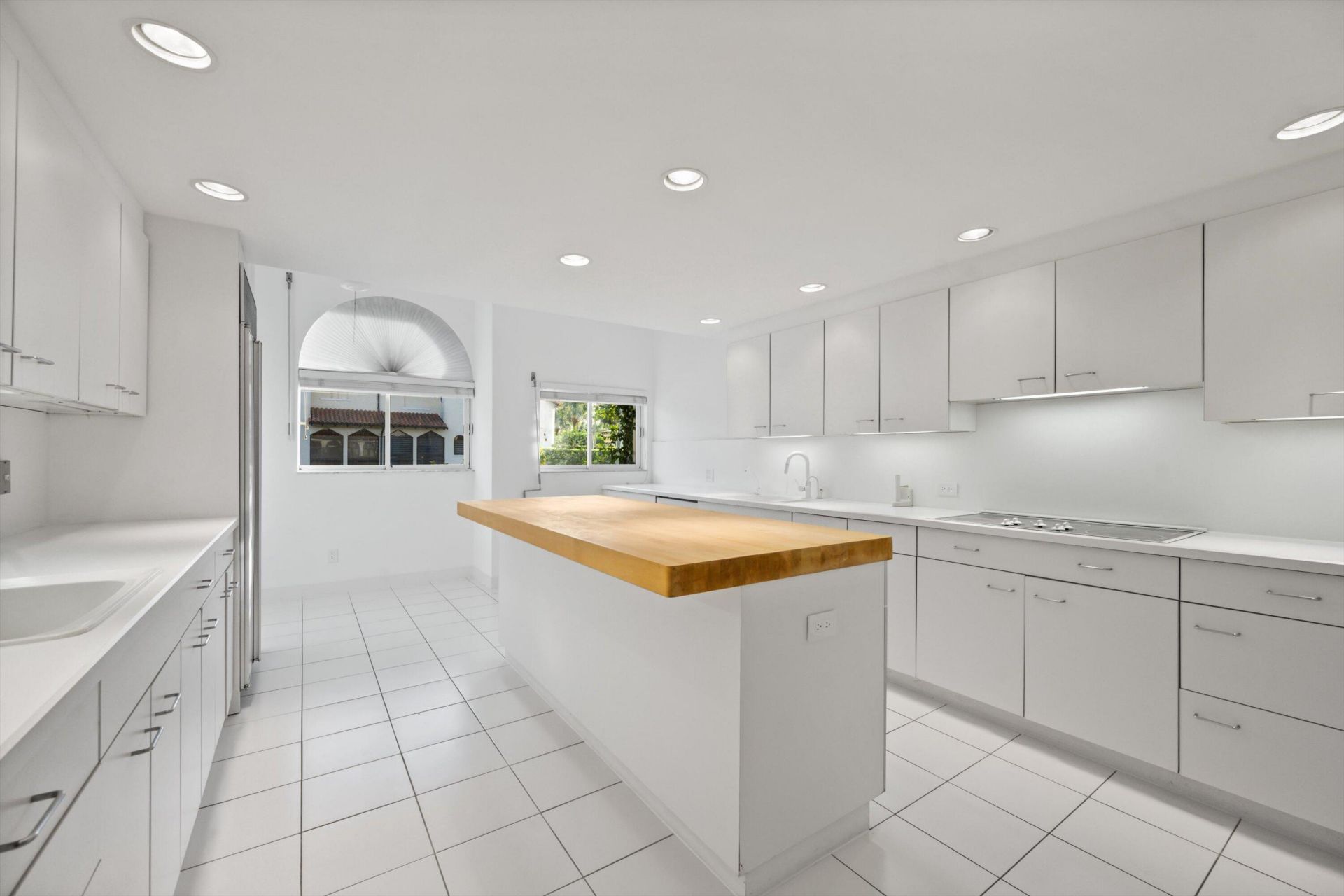 265 Everglade Avenue, Palm Beach, FL 33480 Photo