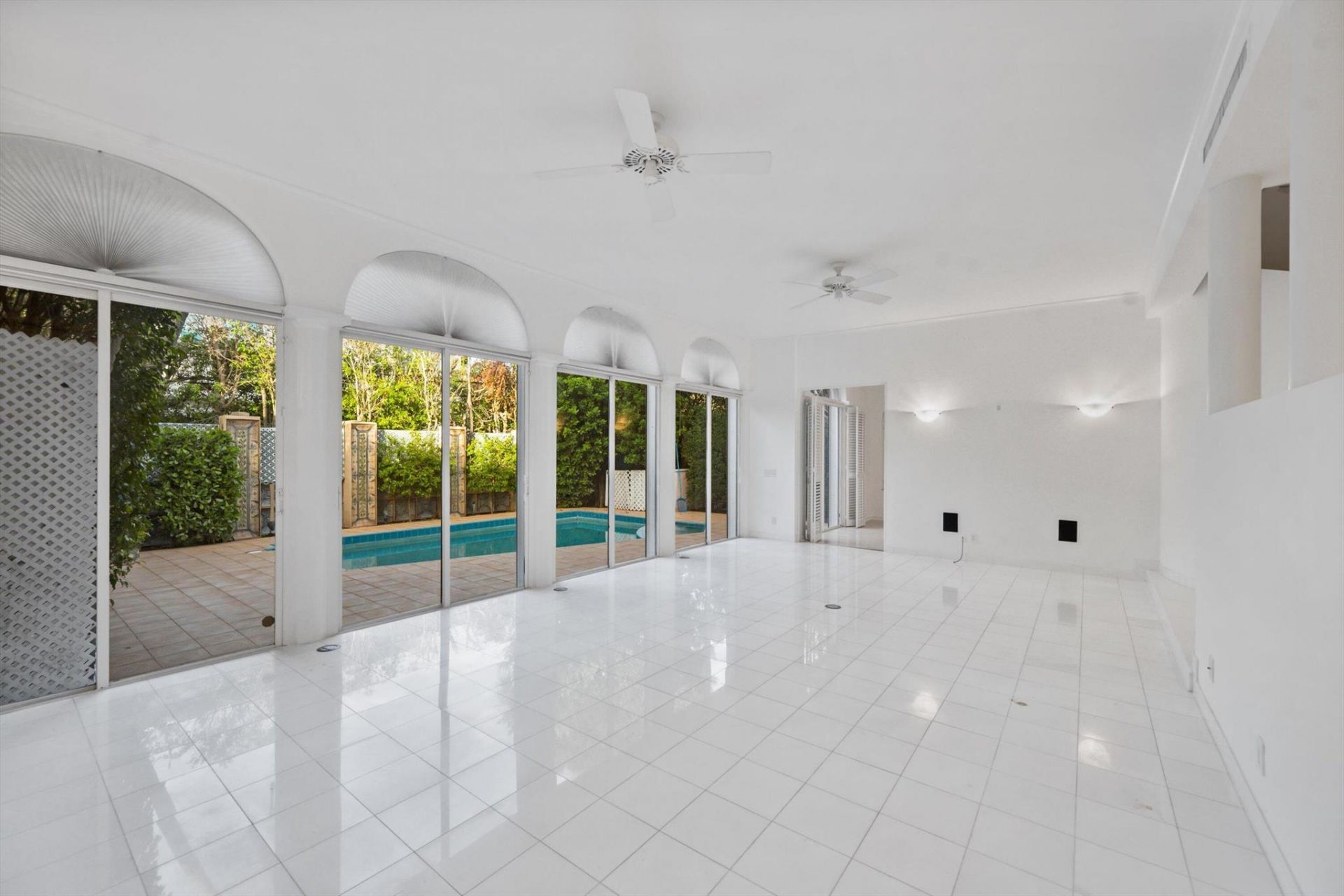 265 Everglade Avenue, Palm Beach, FL 33480 Photo