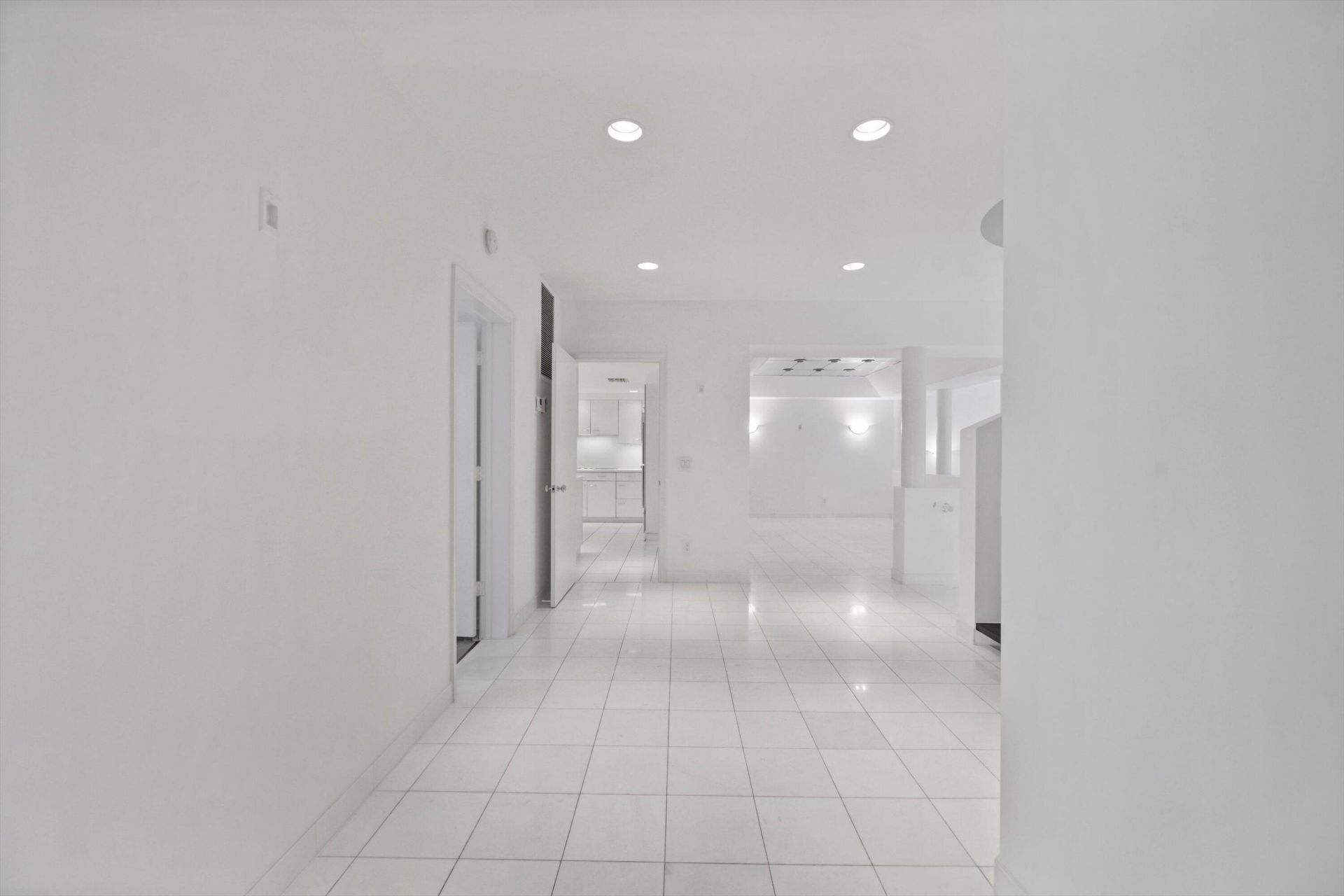 265 Everglade Avenue, Palm Beach, FL 33480 Photo