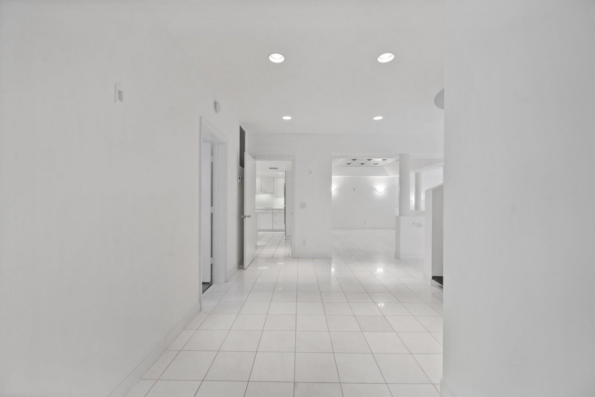 265 Everglade Avenue, Palm Beach, FL 33480 Photo