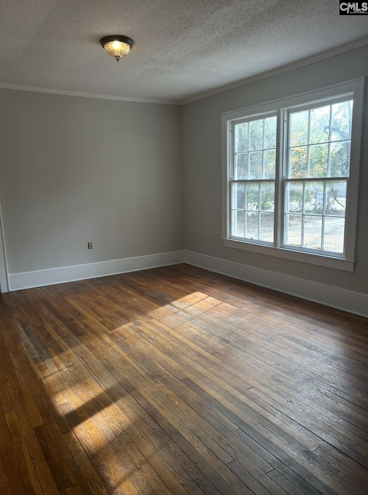 410 Nature Lane Photo 12