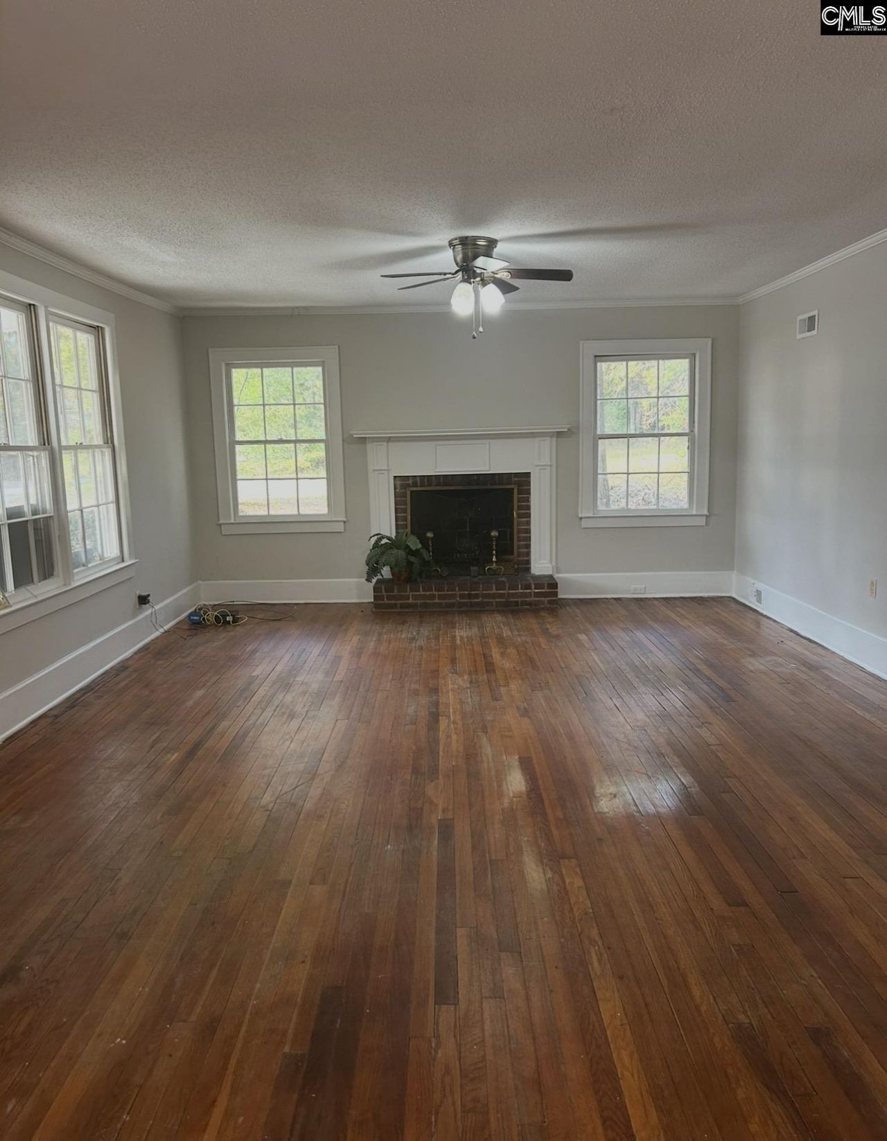 410 Nature Lane Photo 5