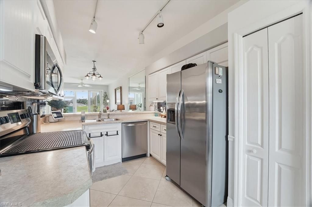 20900 Country Creek Dr , Unit 113, Estero, FL 33928 Photo