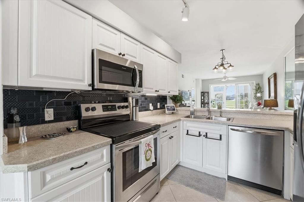 20900 Country Creek Dr , Unit 113, Estero, FL 33928 Photo