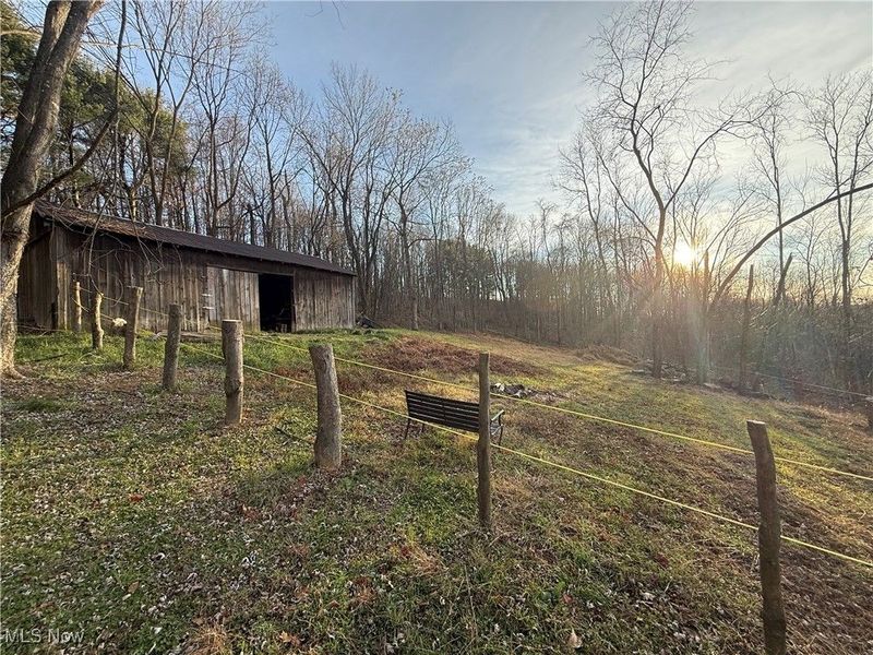 5618 Green Ridge Road SE, New Philadelphia, OH 44663 Photo 8