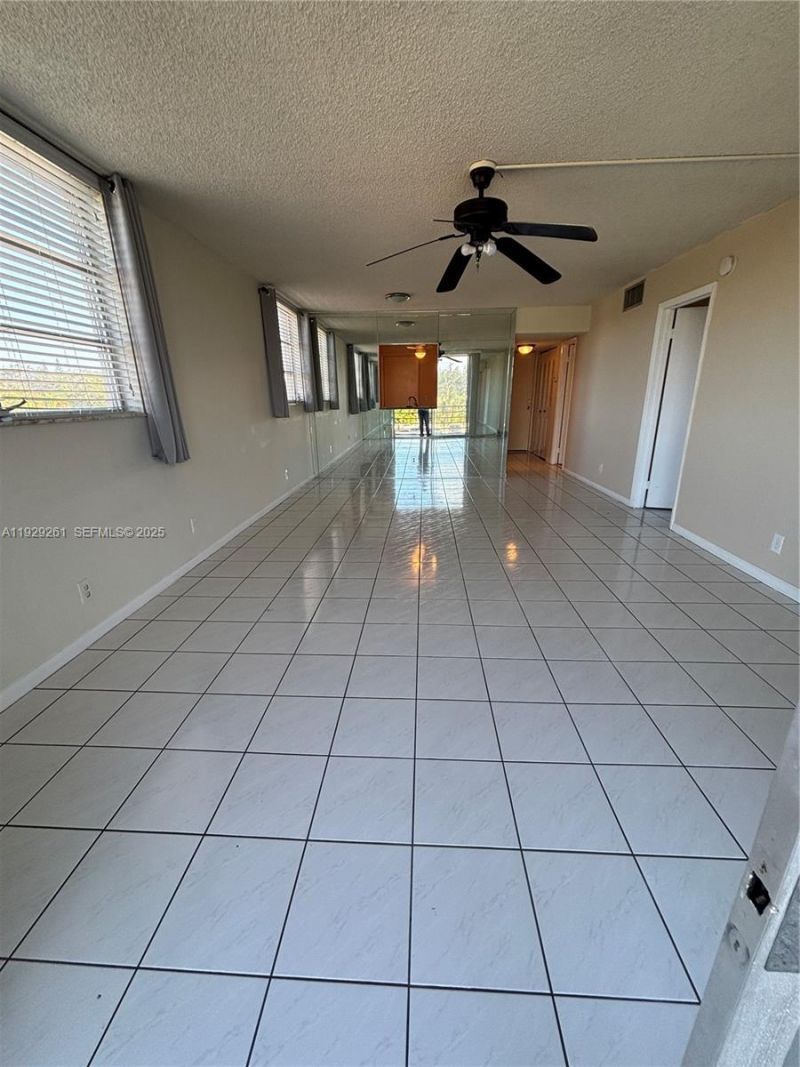 406 NW 68th Ave, Unit 317, Plantation, FL 33317 Photo