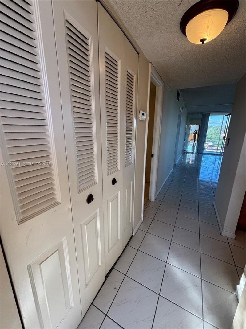 406 NW 68th Ave, Unit 317, Plantation, FL 33317 Photo