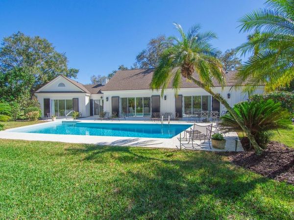 100 River Oak Lane, Indian River Shores, FL 32963