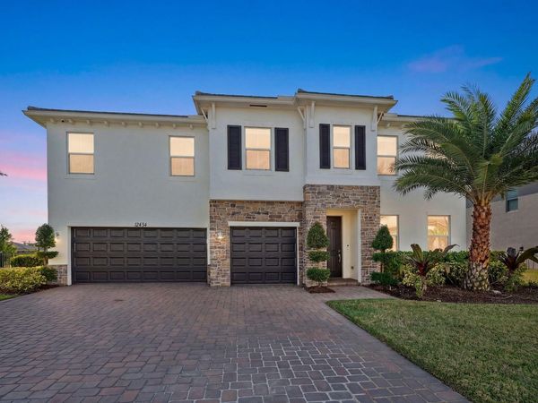 12434 NW Lynch Lane, Port St. Lucie, FL 34987