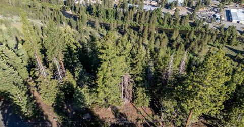 11902 & 11912 Rio Vista Drive, Truckee, CA 96161 Photo