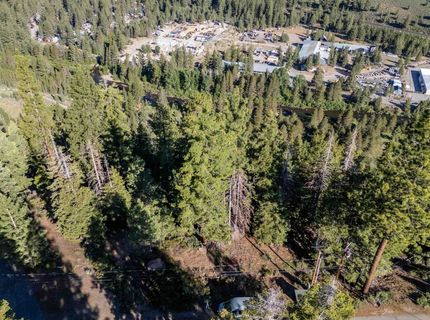 11902 & 11912 Rio Vista Drive, Truckee, CA 96161 Photo
