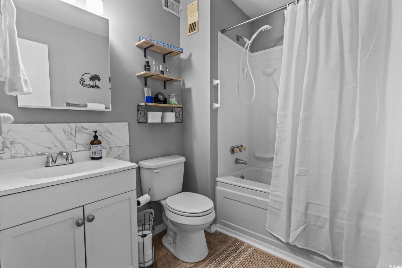 4350 Intercoastal Dr. Photo 7