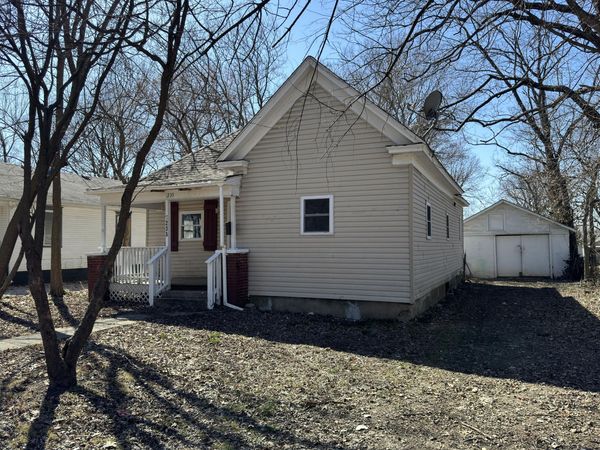 1235 N Prospect Avenue, Springfield, MO 65802