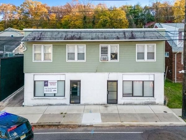 715 Main St, North Caldwell, NJ 07006