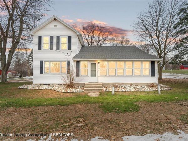 7902 N Welling Road, St. Johns, MI 48879