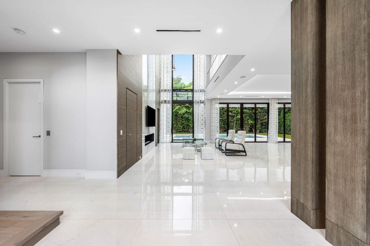 2391 Areca Palm Road, Boca Raton, FL 33432 Photo