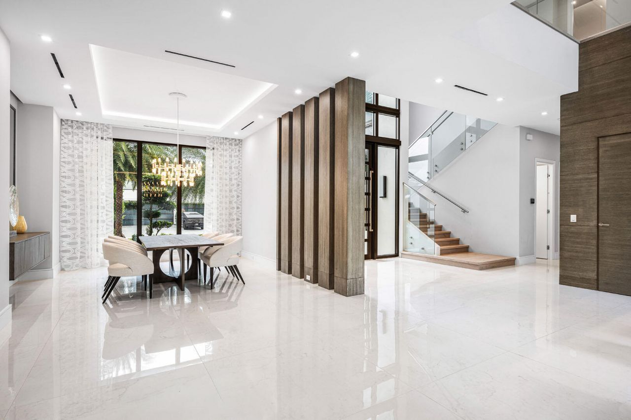 2391 Areca Palm Road, Boca Raton, FL 33432 Photo