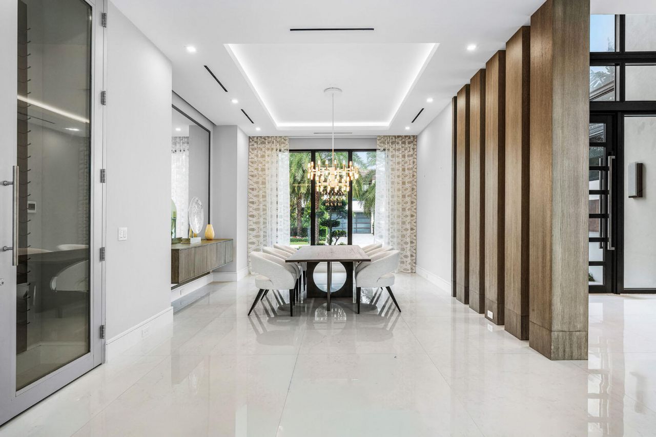 2391 Areca Palm Road, Boca Raton, FL 33432 Photo