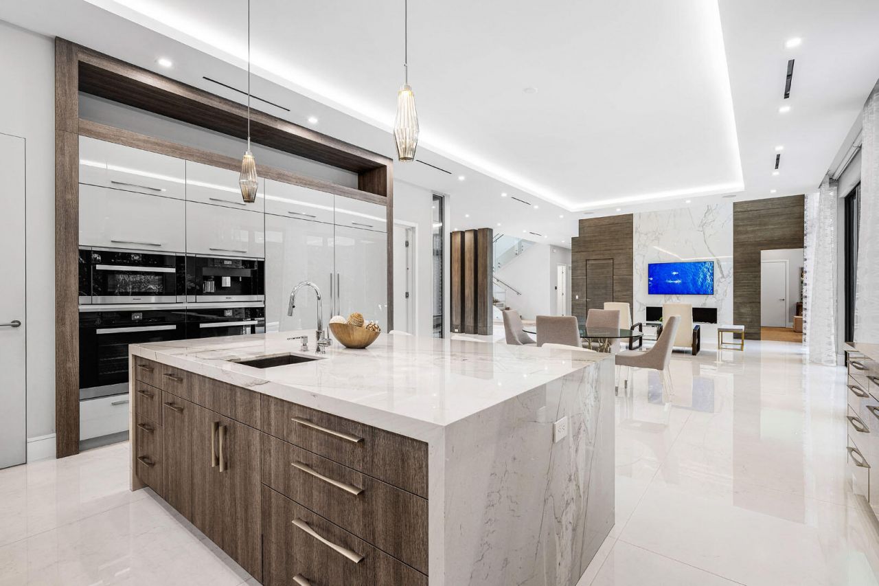 2391 Areca Palm Road, Boca Raton, FL 33432 Photo