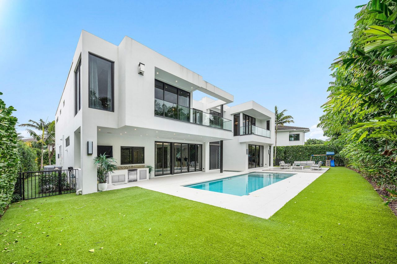 2391 Areca Palm Road, Boca Raton, FL 33432 Photo