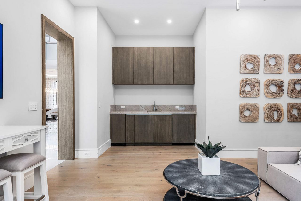 2391 Areca Palm Road, Boca Raton, FL 33432 Photo