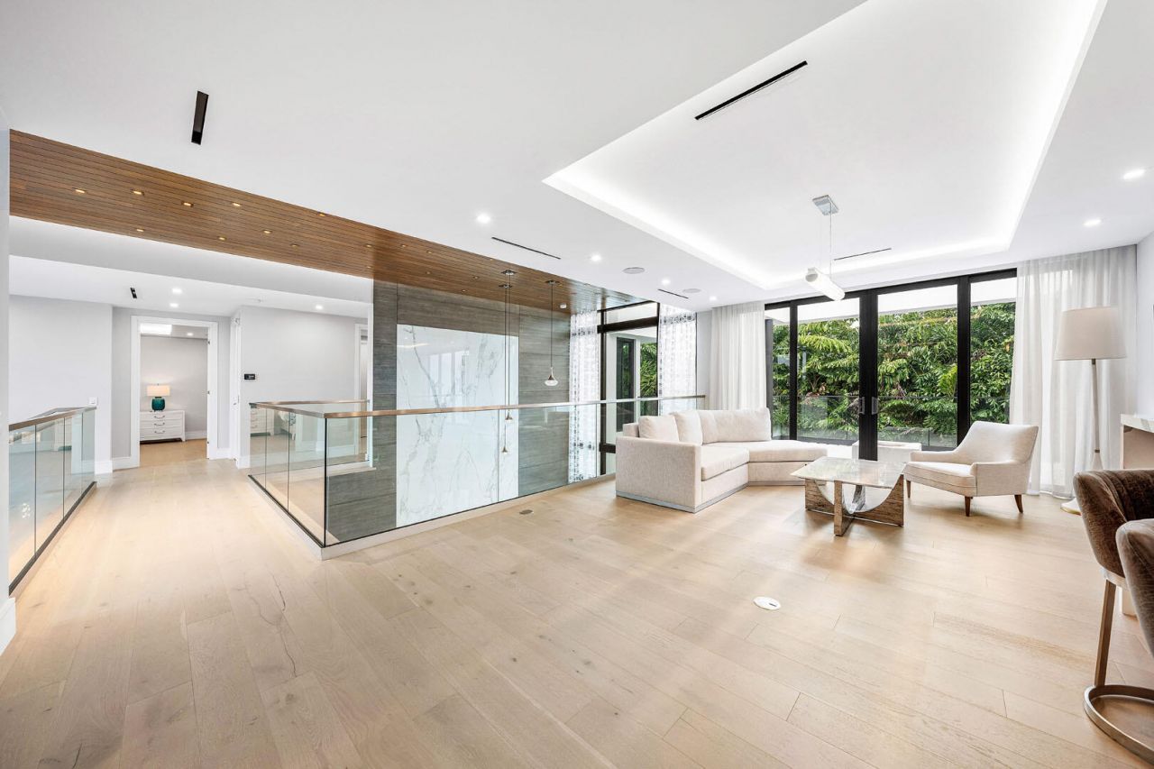 2391 Areca Palm Road, Boca Raton, FL 33432 Photo